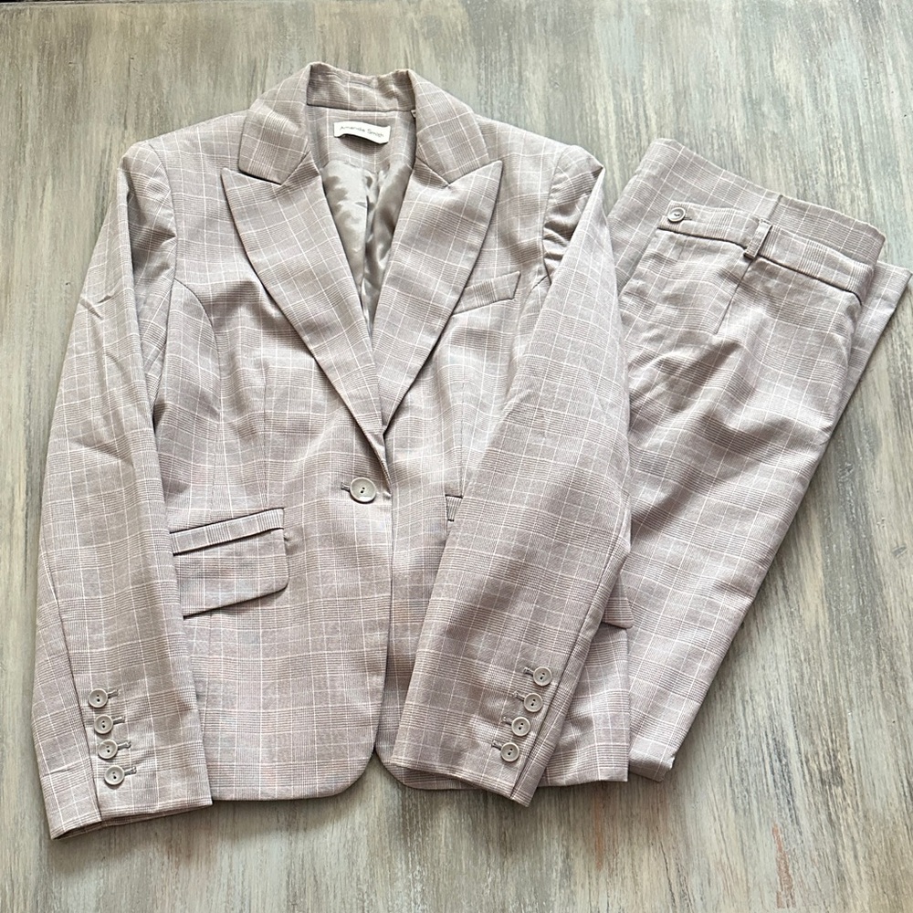 Amanda Smith Beige Checkered Blazer and Pants Set